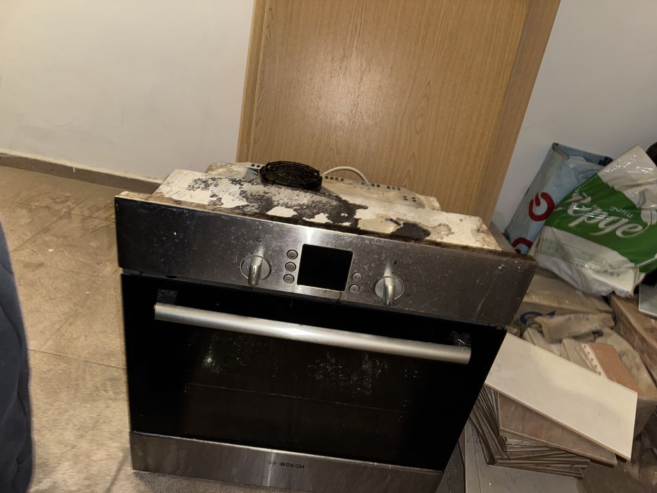 Фурна Bosch.