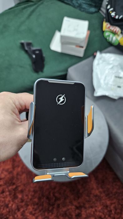 Vand suport auto pentru telefon