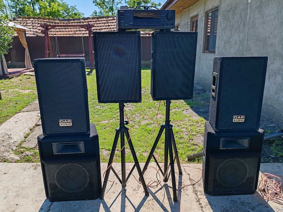 Boxe pasive și stație Audio