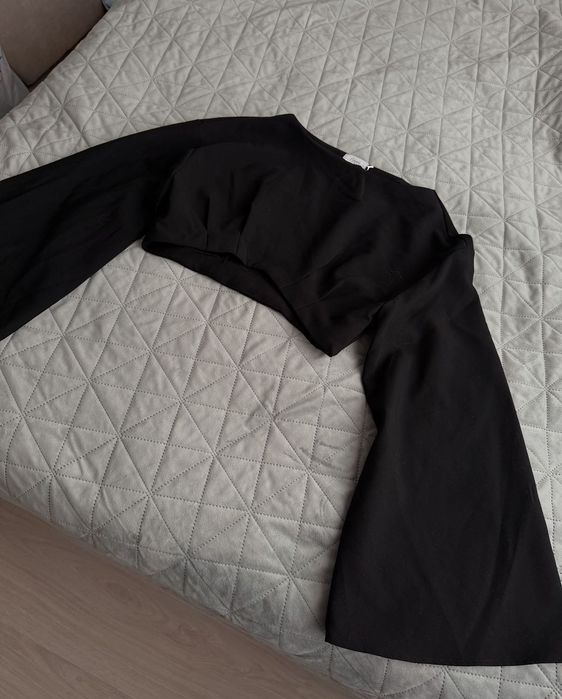 Дамска блуза с широки ръкави