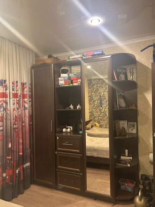 Продам Шифоньер, 2 кровати с матрасом