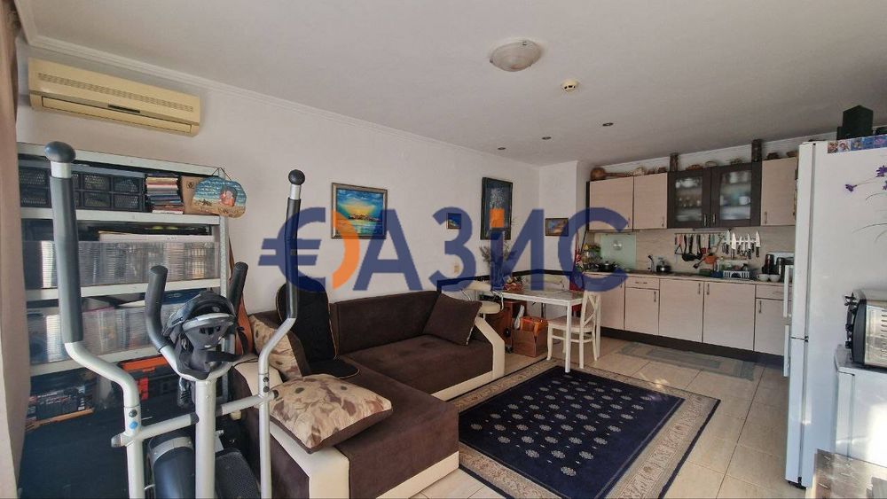 Продава се Двустаен апартамент в Свети Влас - 54 кв.м за 879 €/кв.м - Снимка #5