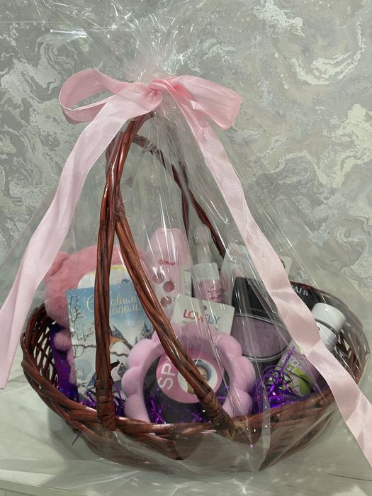 Корзины с косметикой