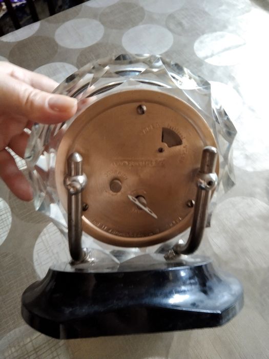 Часы механические настольные