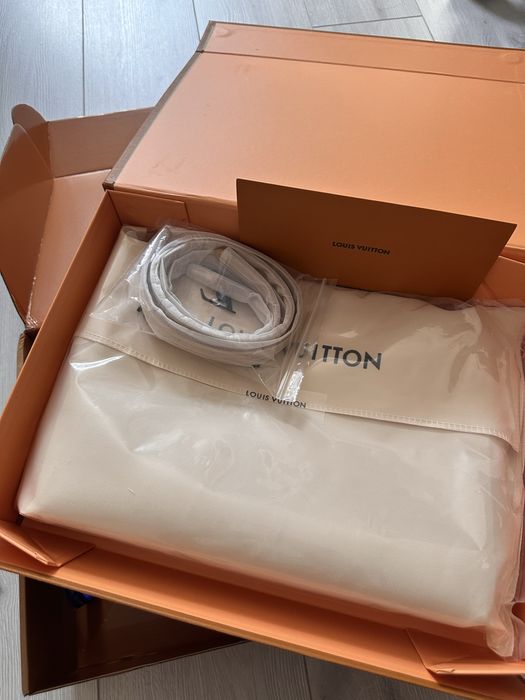 Продам сумку Carryall