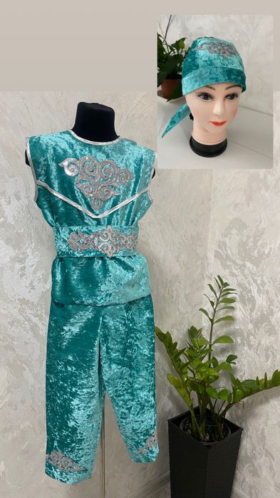 Прокат костюм и платьев