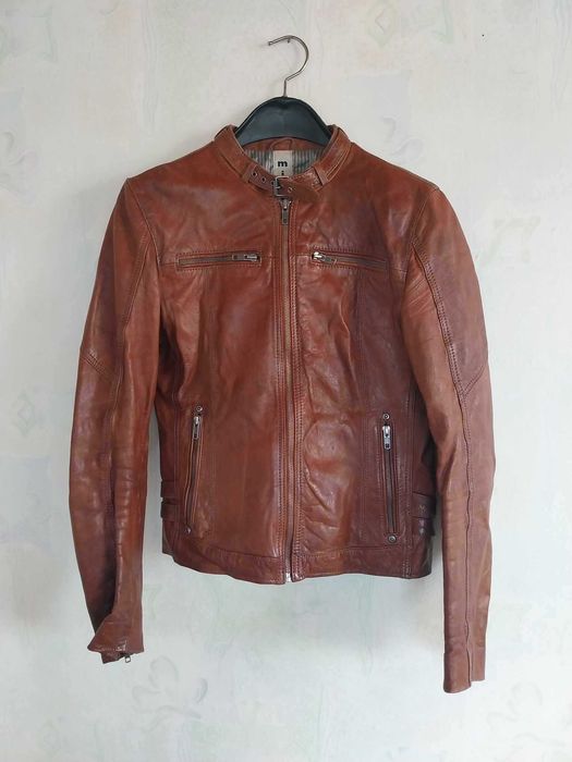 Дамски кожени якета и палта - Различни модели, размери и цветове