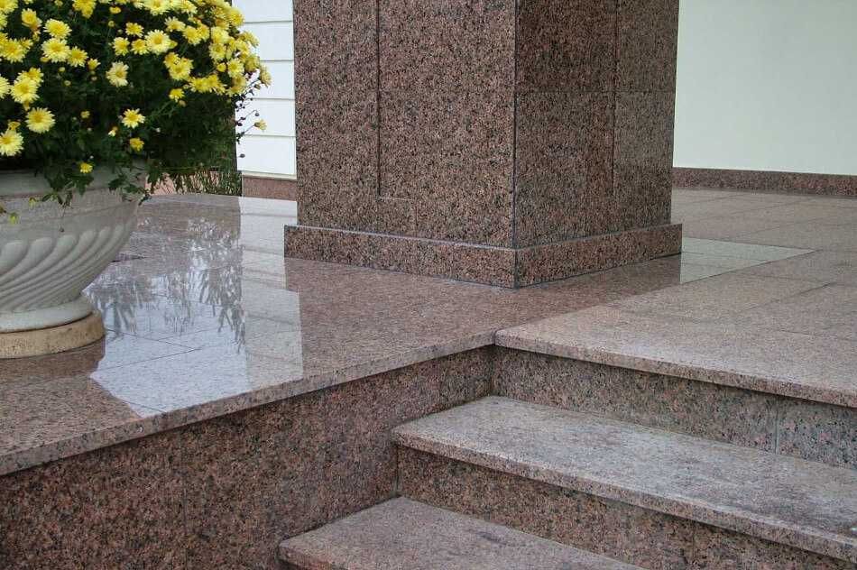 Гранит, самые выгодные цены, ступени, лестницы, плитка