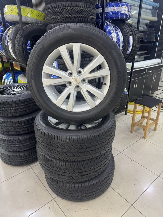 Kaptiva original 18 diska.balon. 245/60/18. Roadking