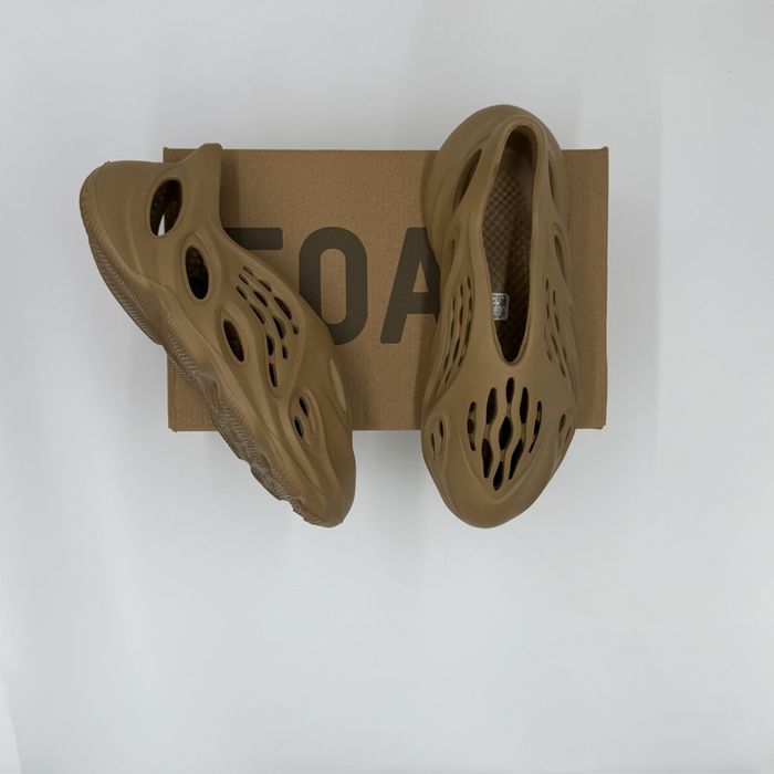 Adidas Yeezy Boost Foam Runner RNNR Ochre, Noi