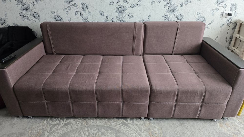 Продам диван.. .