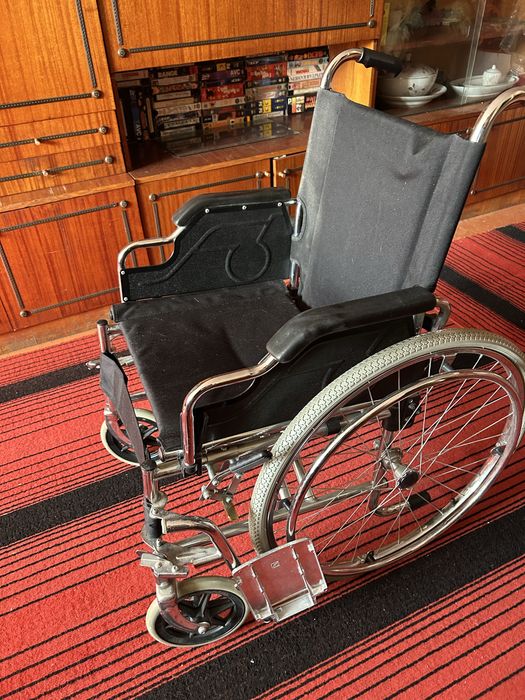 Инвалидная коляска,