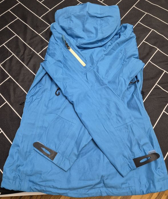 Geaca impermeabila damă