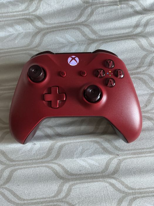 Maneta xbox one  rosie cu bluetooth