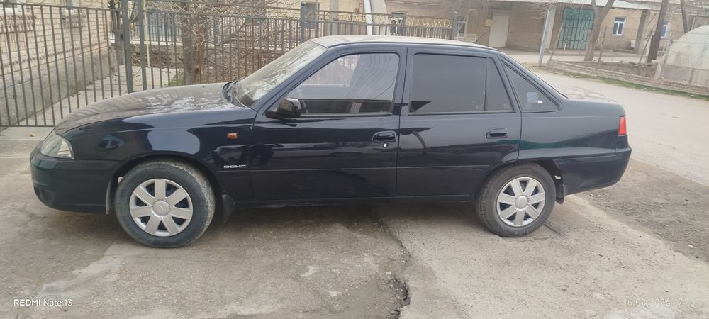 Нексия -2 сотилади