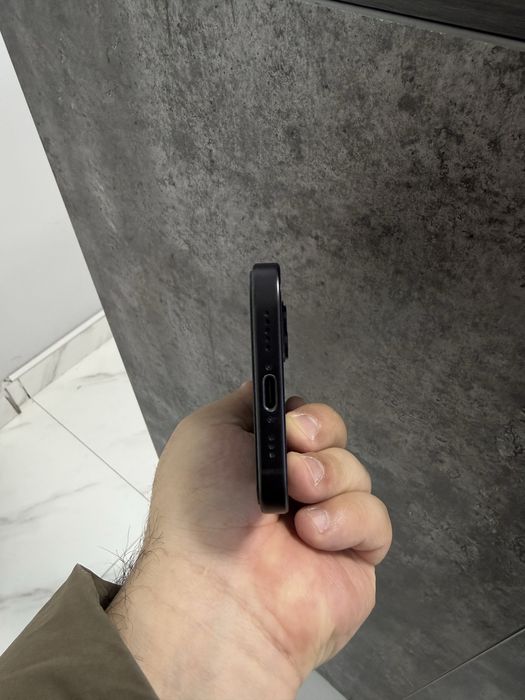 Айфон 15. 128 гб