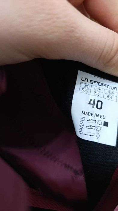 Продам новые скальные туфли