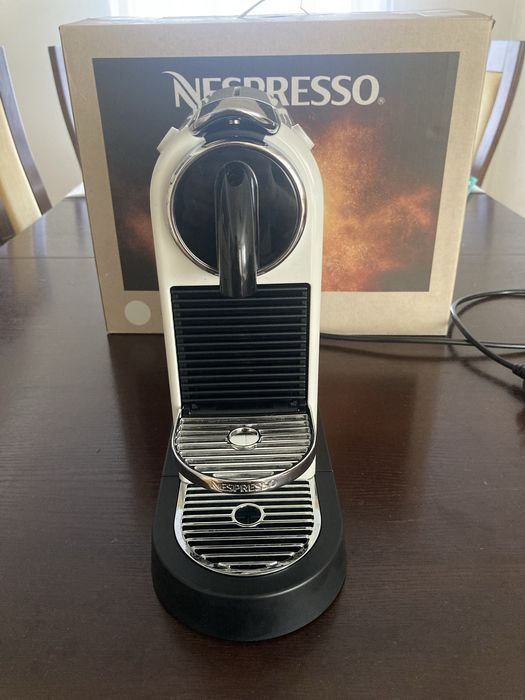 Aparat cafea capsule Nespresso citiz
