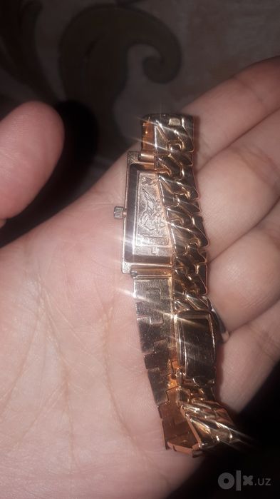 Золотые часы 585