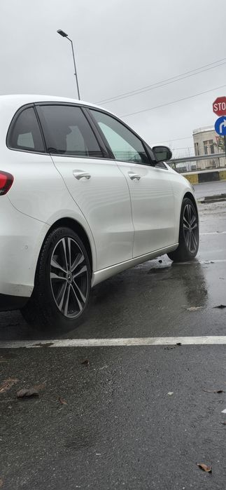 Mercedes Benz 2021 113000 km automata