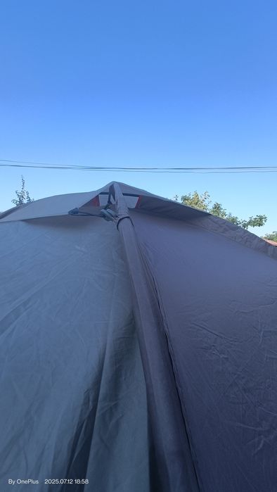 Продам палатку 4х местную