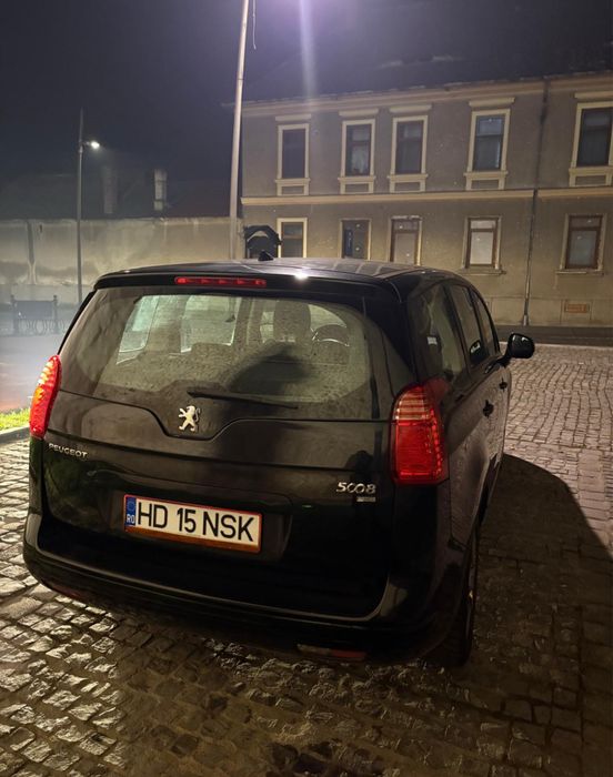Peugeot 5008 • 2011/12 • 1.6 HDI • AUTOMATĂ • ECO MODE