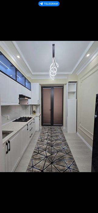 продается своя квартира улица рудакий красный дом