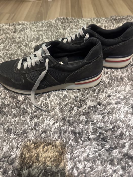 Оригинални маратонки moncler