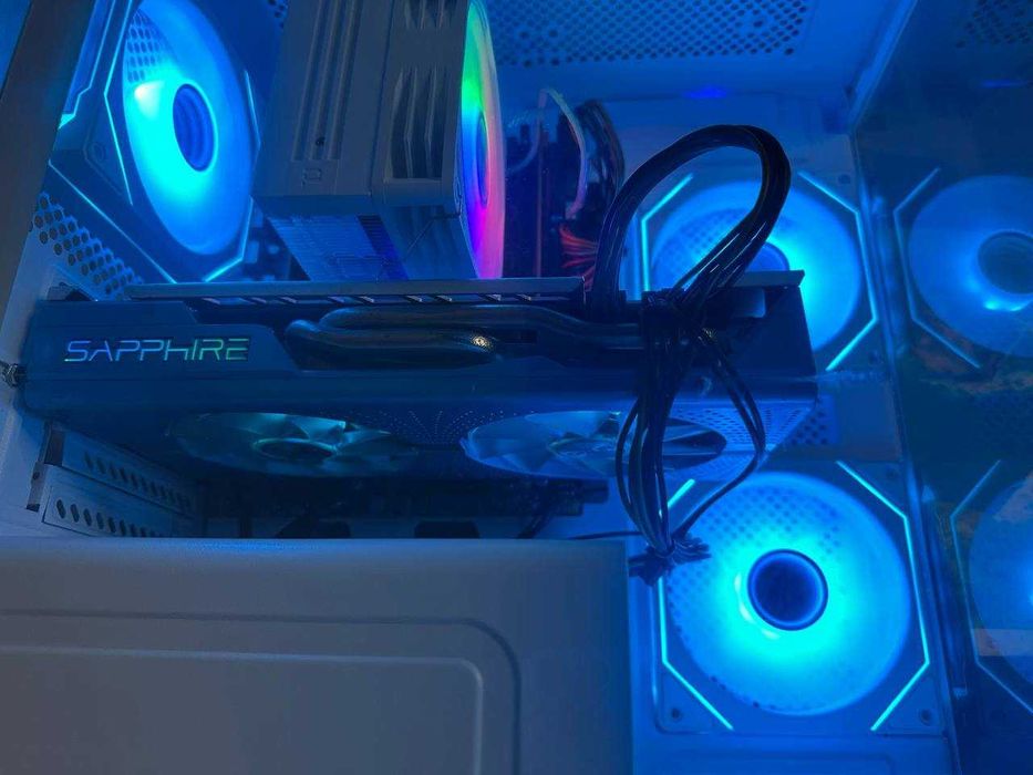 Игровой кейс / RX 590 gme 8gb / 16 gb ddr4 / SSD + 1 TB HDD