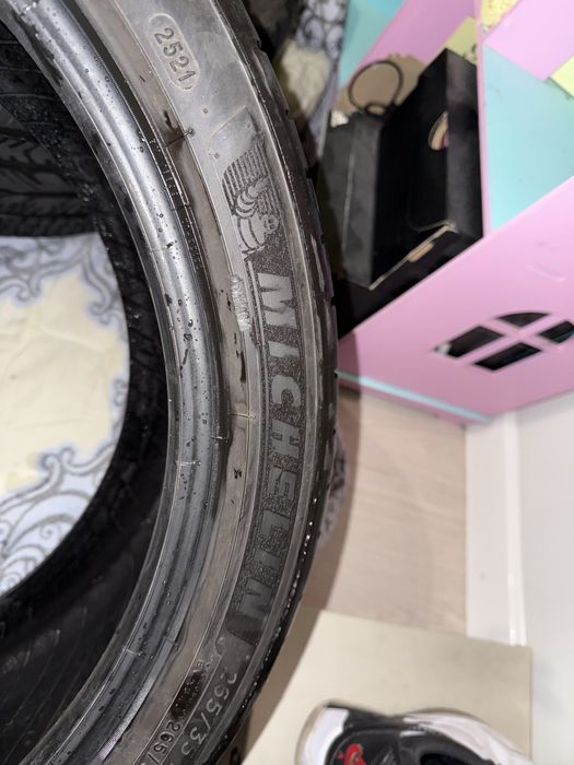 Michelin Pilot Sport 4 265/35/19