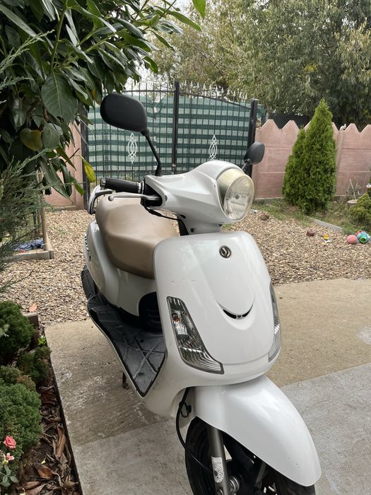 Vand scuter Sym fiddle2 49 cc