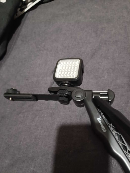 Трипод лед фотографски прожектор за заснемане на видеа инфлуенсьри ULT