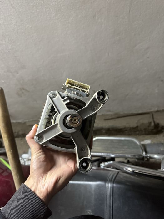 Продам Мотор от стиральной машины