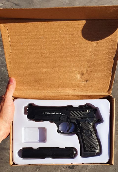 Игрушка железный пистолет