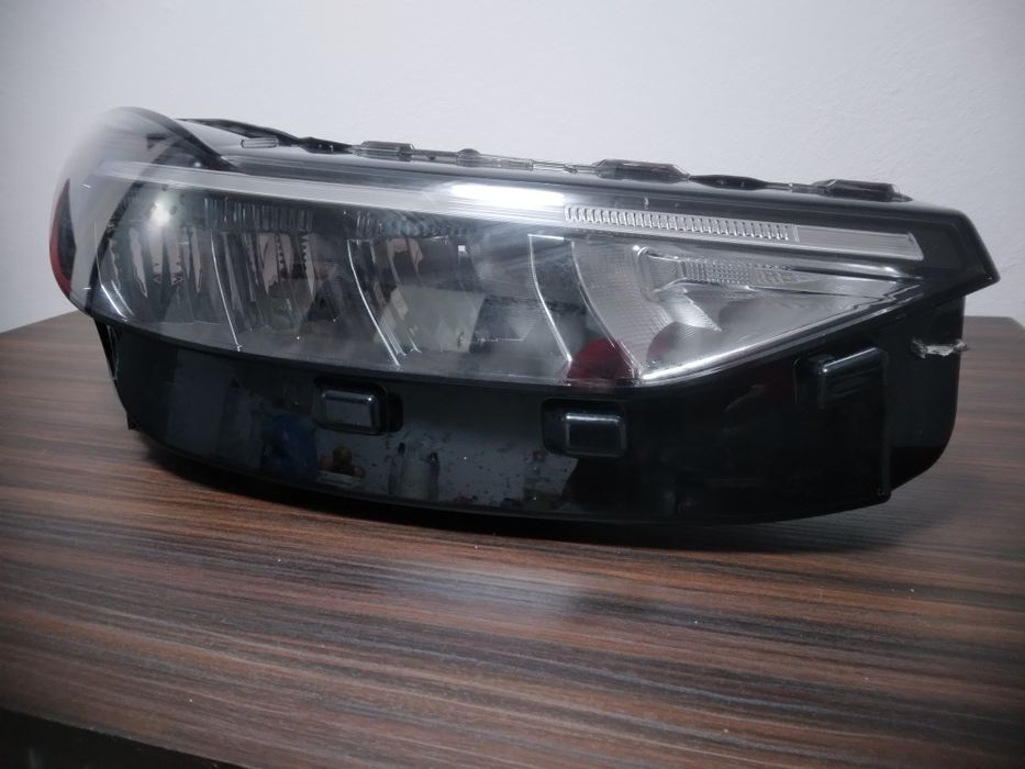 Far dreapta ford kuga