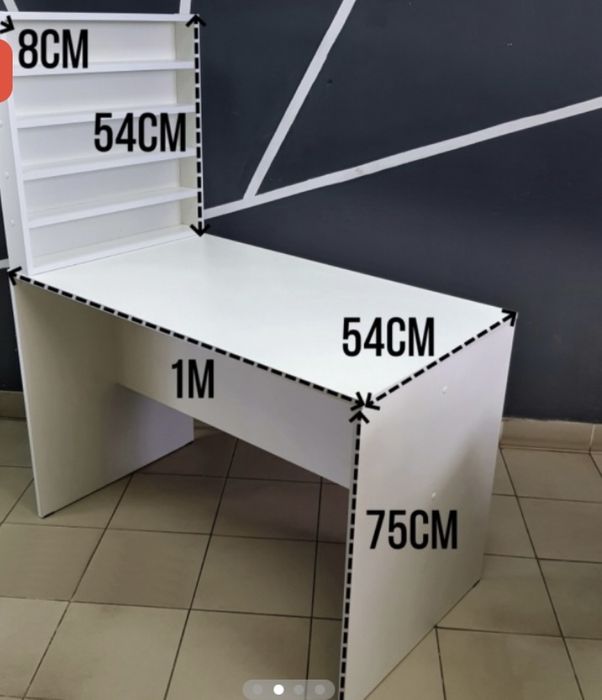 Маникюрный стул