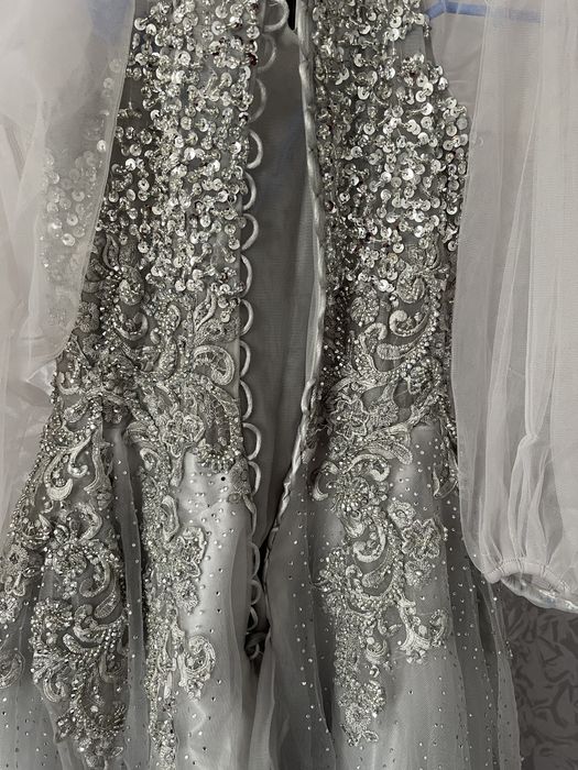 Вечернее платье.