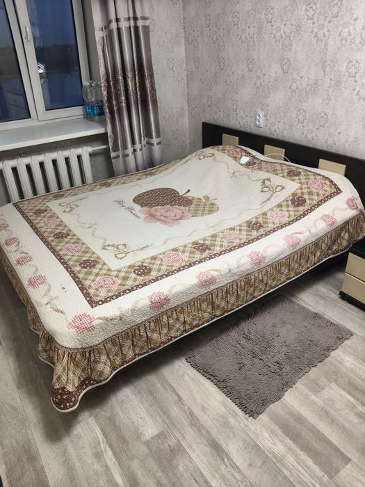 Спальный кровать