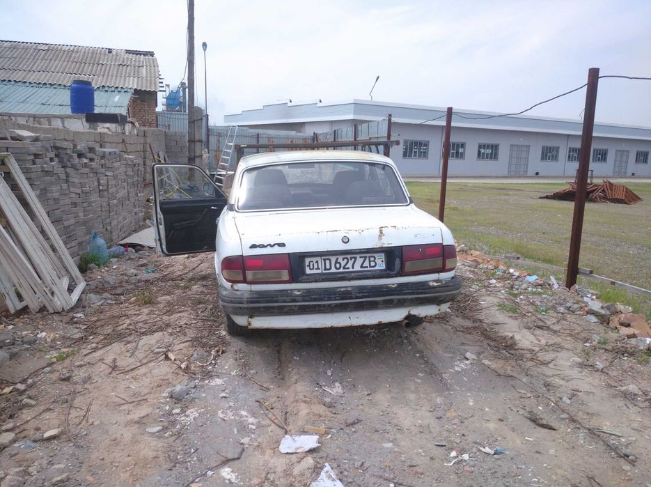 Продаю Волгу ГАЗ -31100