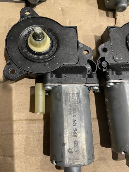 Motoras macara geam Ford Fiesta