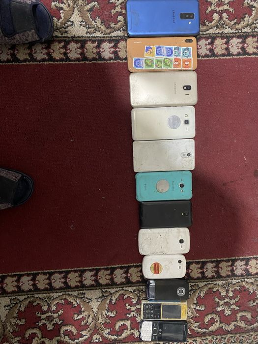 Продам телефоны