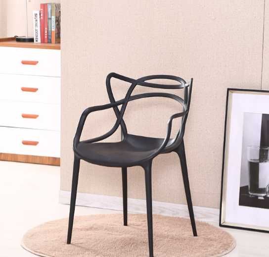 Трапезен стол Виена черен