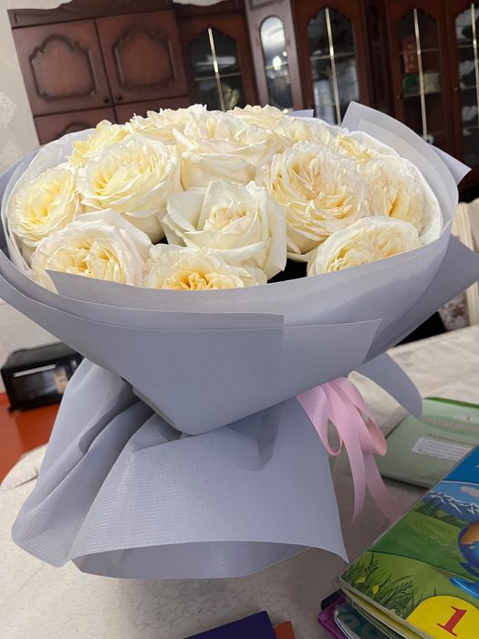 букет цветы живые