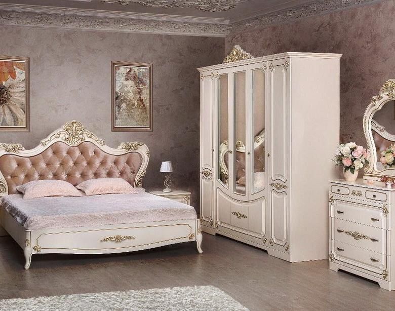 Спальный гарнитур