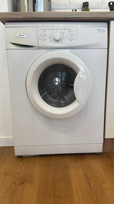Стиральная машинка Whirlpool
