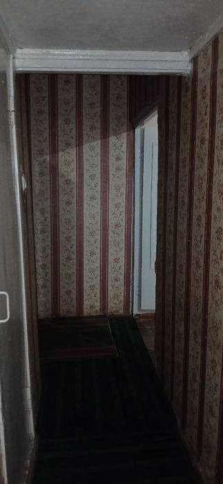 Юнусабад 10 квартал. Продается квартира  2/4/5