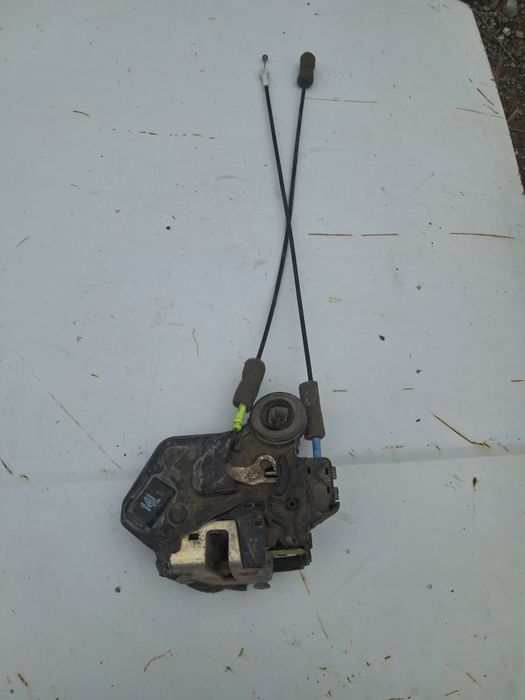 На лексус 350 замок продаётся