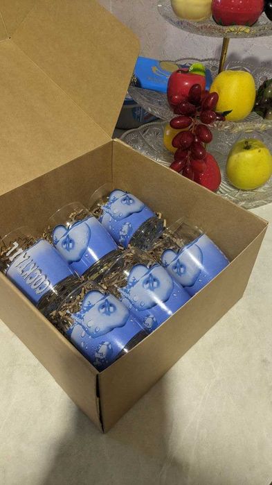 Набор стаканов для коктейля и соков,6 штук,новые,с принтом