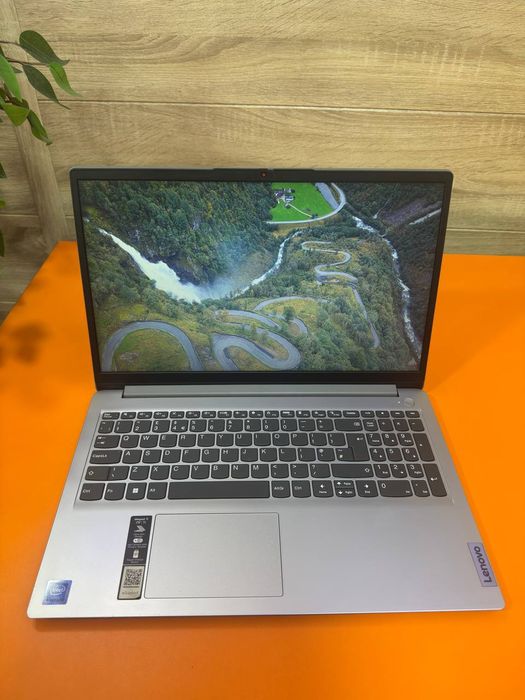 Продается Ноутбук