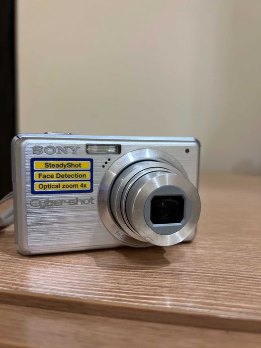 Фотоапарат Sony 10,1 Mp с подаръци